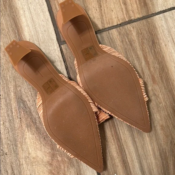 Dolce Vita Tan Heeled Mules with Knot Detail - Picture 3 of 4